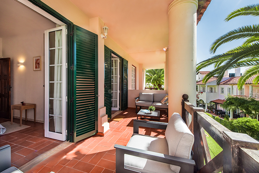 Balcony on 1st floor, access from two the bedrooms
